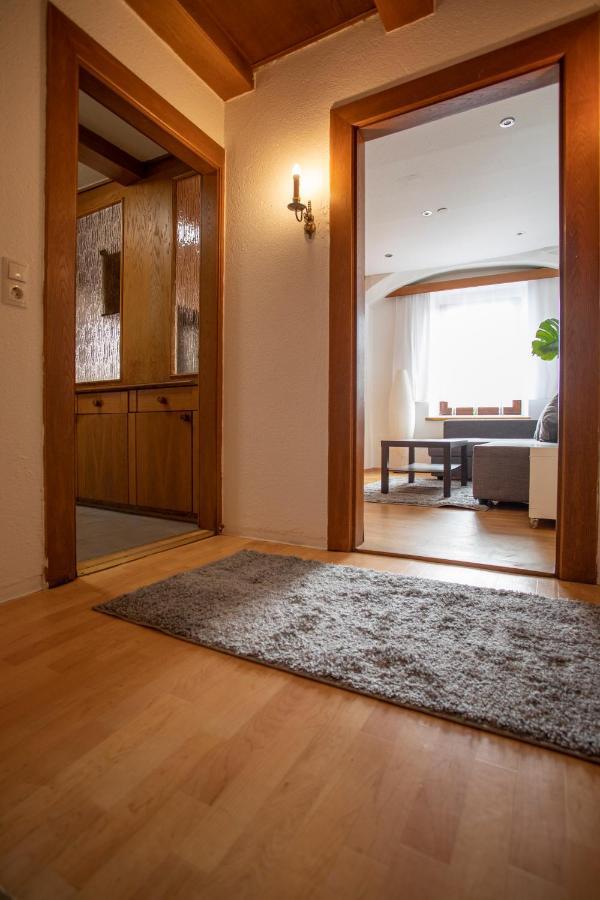 Traditional Old Town Apartment Hall in Tirol Εξωτερικό φωτογραφία